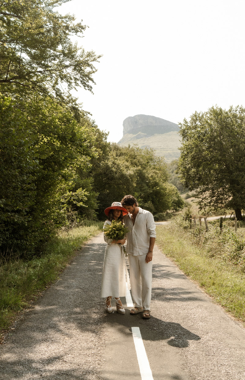 proposition main mariage romualda chapeau de mariée boho mariage blog mariages plein confettis
