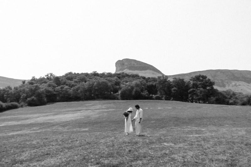 proposition main mariage romualda chapeau de mariée boho mariage blog mariages plein confettis