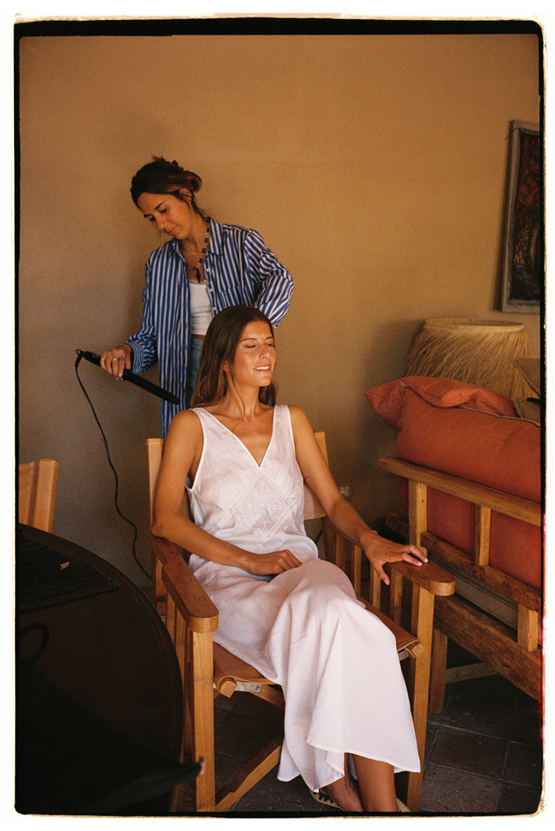 mariage emporda robe de mariée marta marti costa brava blog de mariage confettis complets