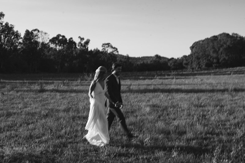 mariage emporda robe de mariée marta marti costa brava blog de mariage confettis complets