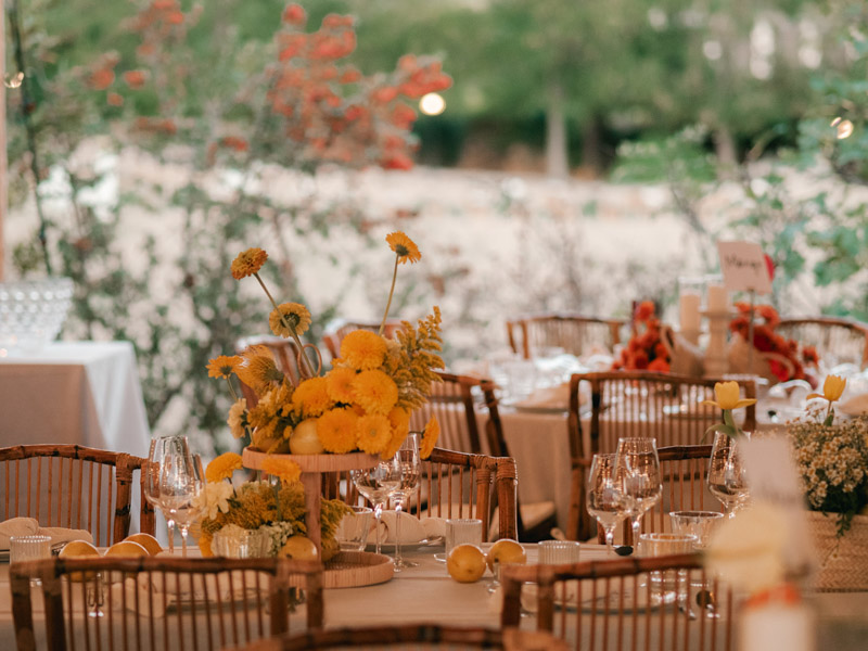 mariage emporda robe de mariée marta marti costa brava blog de mariage confettis complets