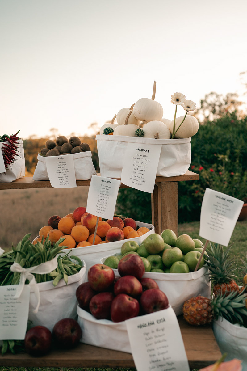 mariage emporda robe de mariée marta marti costa brava blog de mariage confettis complets