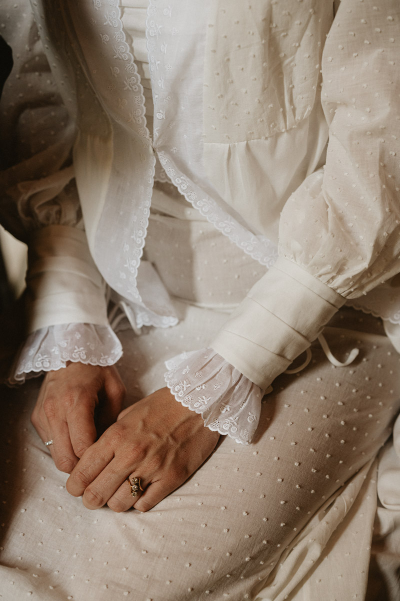 robe de mariée santa eugenia atelier mariage majorque chapeau cordobes blog de mariage mariages complets confettis