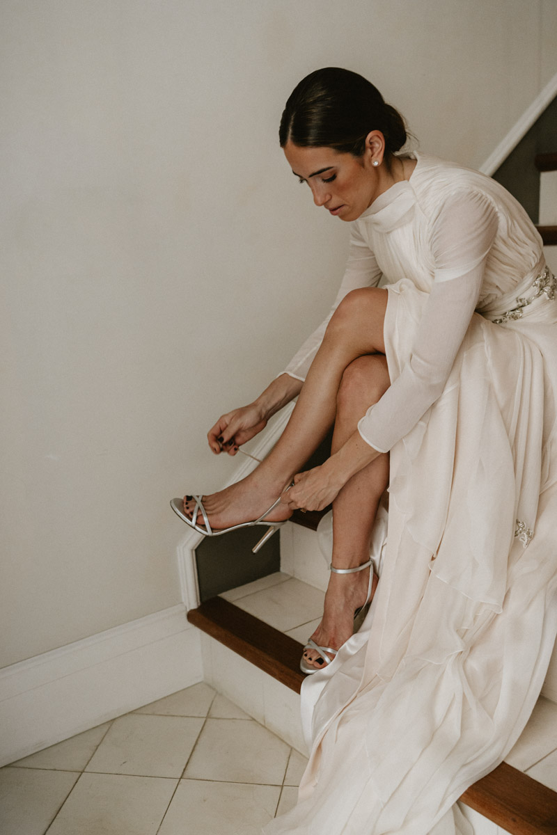 robe de mariée santa eugenia atelier mariage majorque chapeau cordobes blog de mariage mariages complets confettis