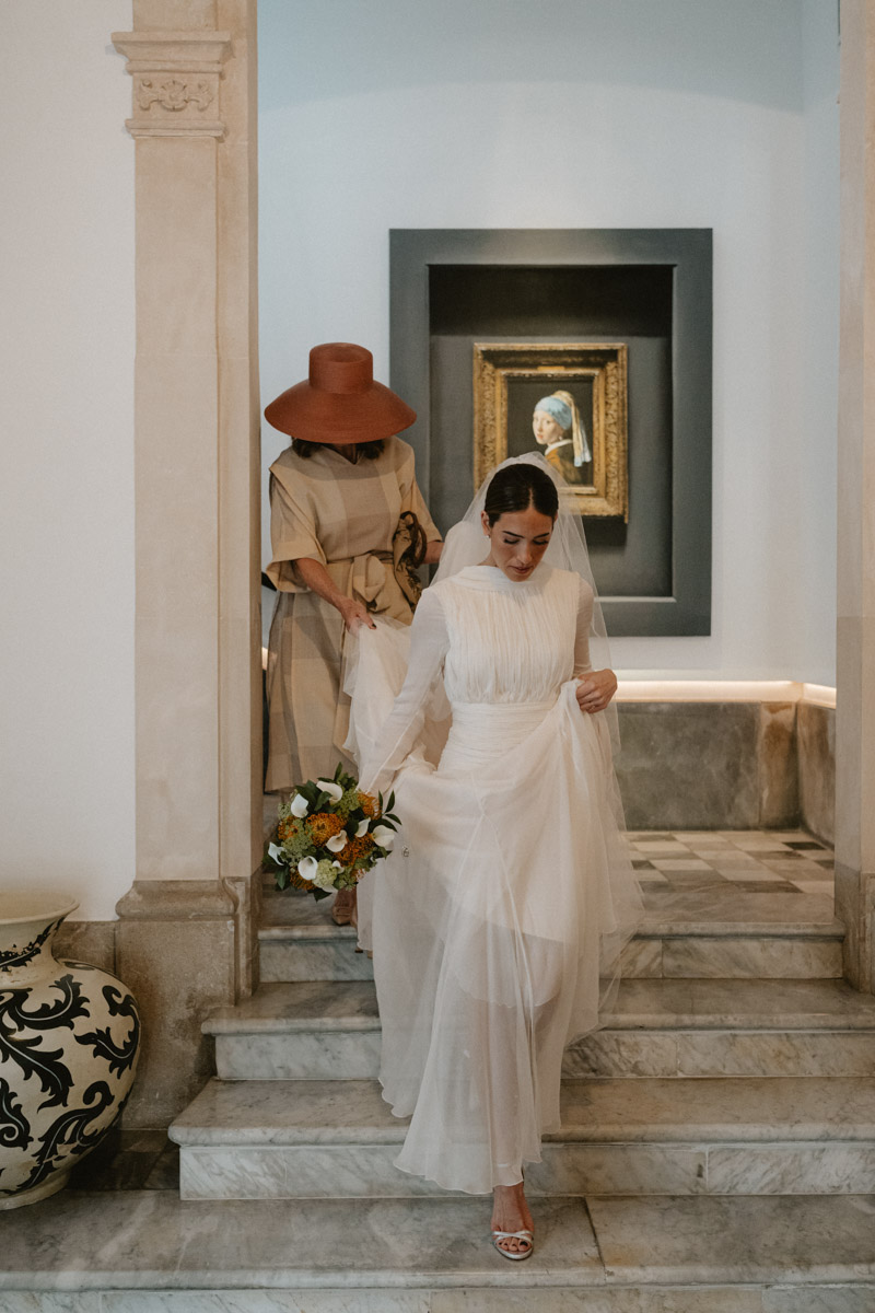 robe de mariée santa eugenia atelier mariage majorque chapeau cordobes blog de mariage mariages complets confettis