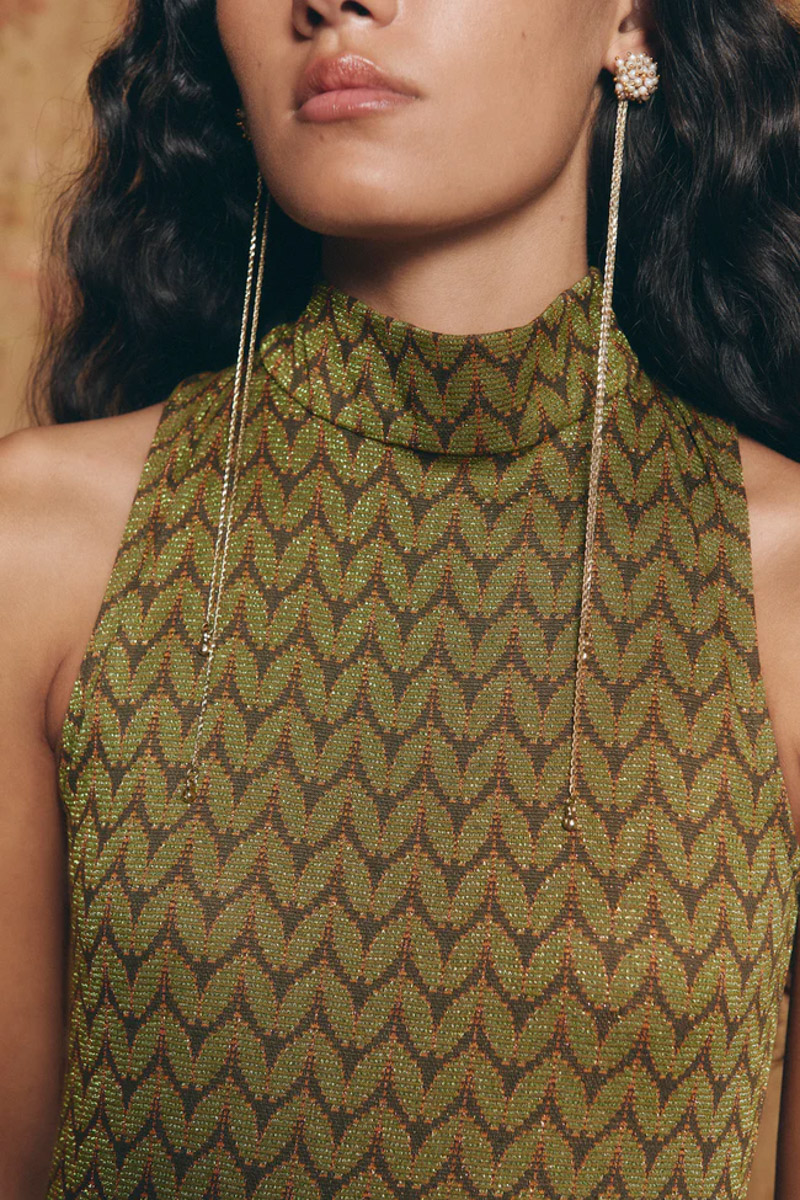 robe d'invité de mariage baymo barcelona boutique en ligne blog de mariage couches d'hiver robe longue confettis à manches longues