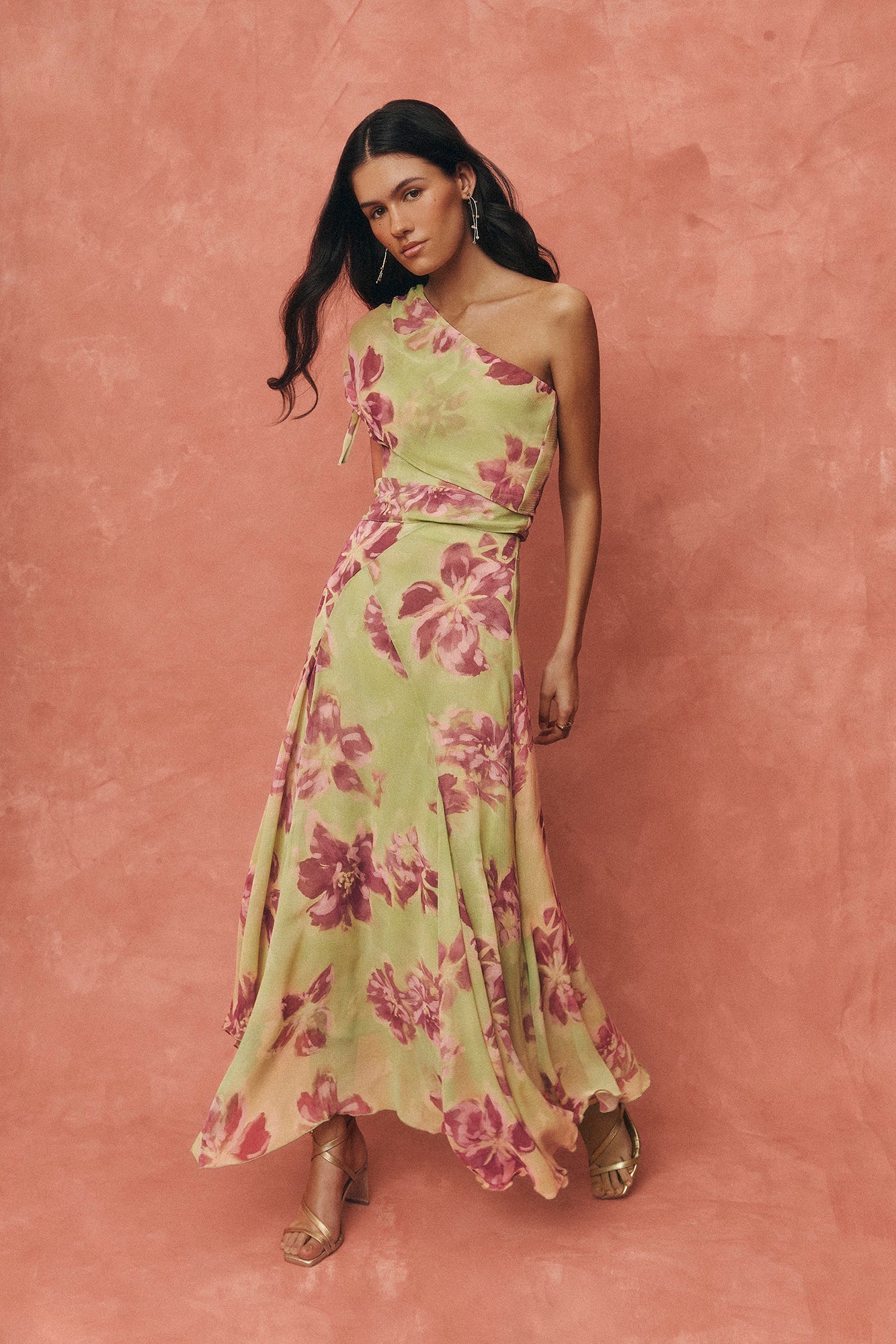 robe baymo invité de mariage magasin de barcelone