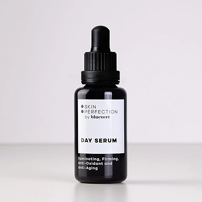 Sérum de jour Skin Perfection by Bluevert à la vitamine C pure (64 euros).