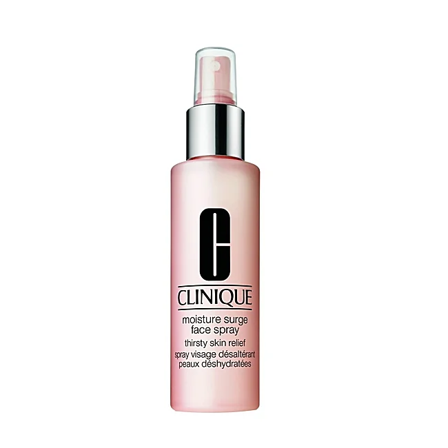 Spray visage Moisture Surge de Clinique.