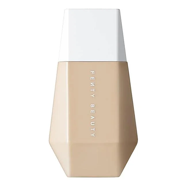 Fenty Beauty Eaze Drop Teinte de peau floue.