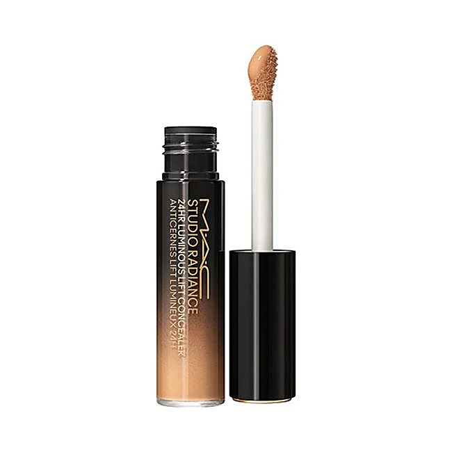 Correcteur liftant lumineux MAC Studio Radiance 24H.