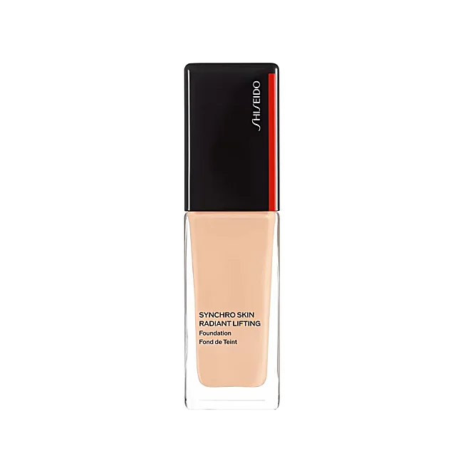 Fond de teint liftant radieux Shiseido Synchro Skin.