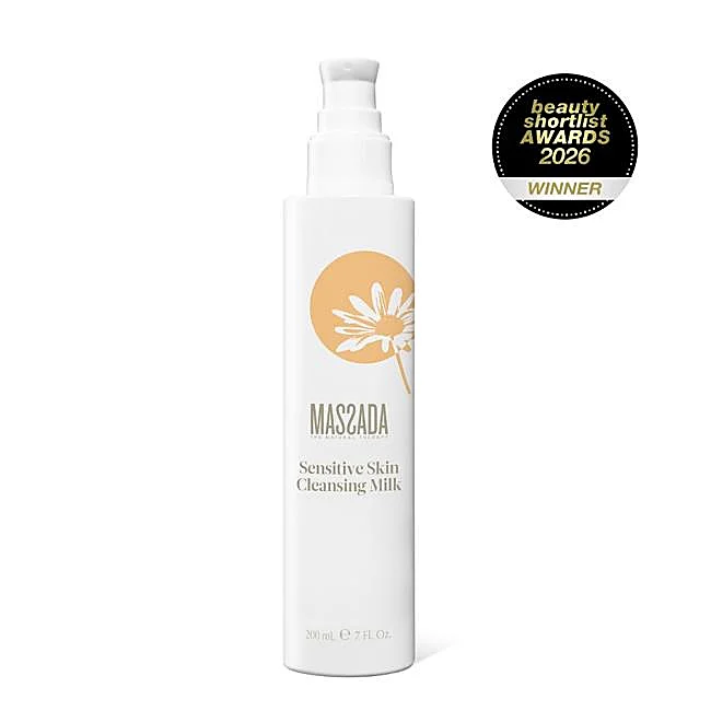 Lait nettoyant Massada pour peaux sensibles.