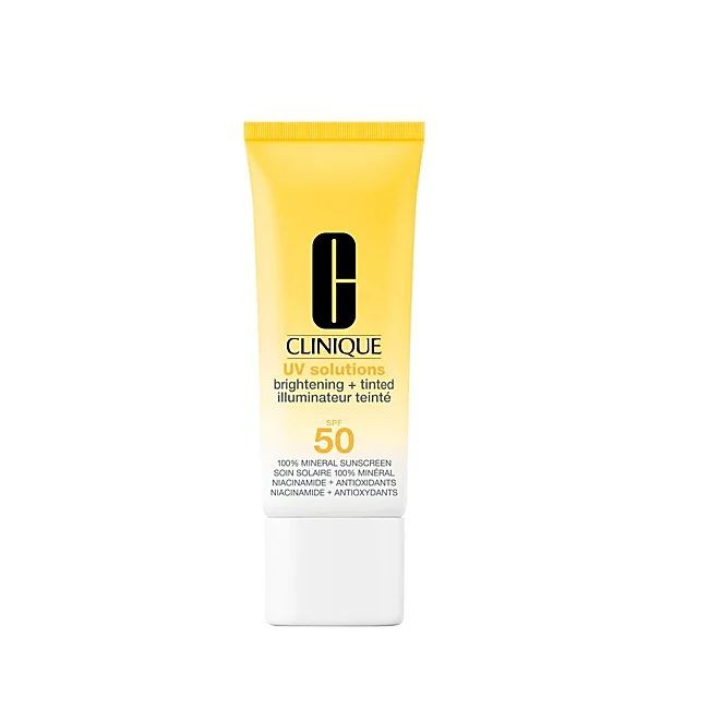 Crème solaire teintée illuminatrice UV Solutions SPF50 de Clinique.