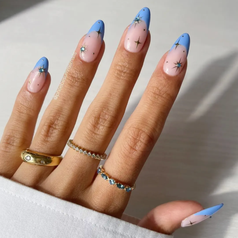 Ongles œil de chat bleus : 18 designs de rêve pour 2026