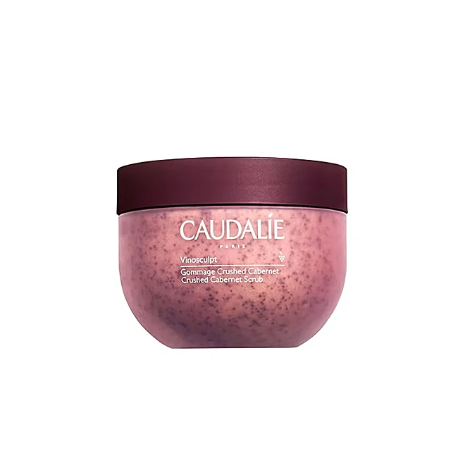 Gommage au cabernet écrasé Caudalie Vinosculpt.
