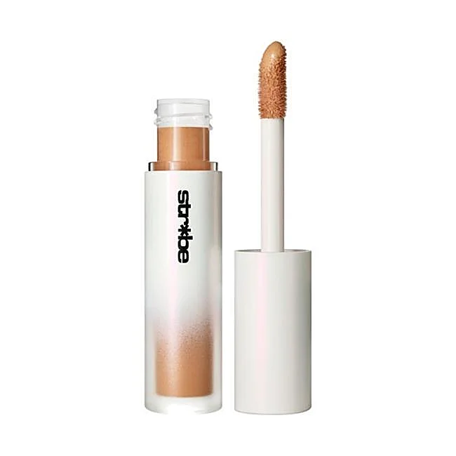 Briquet bronze liquide à faisceau stroboscopique MAC Cosmetics.