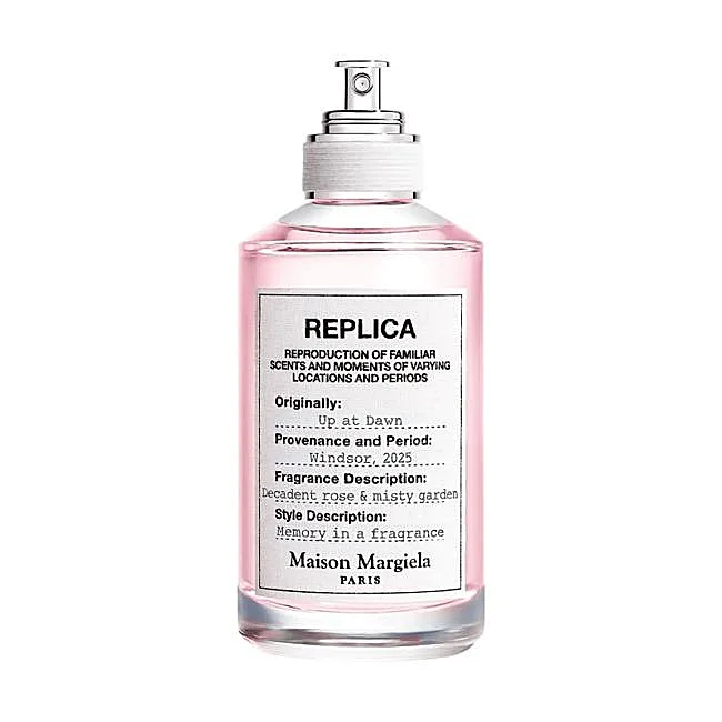 Réplique de l'eau de toilette Up At Dawn de Maison Margiela.