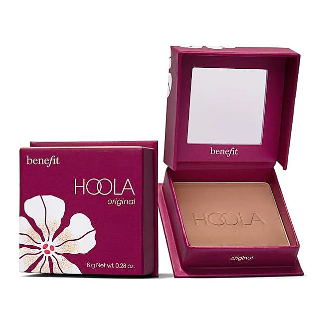 Bénéfice Cosmétiques Hoola.