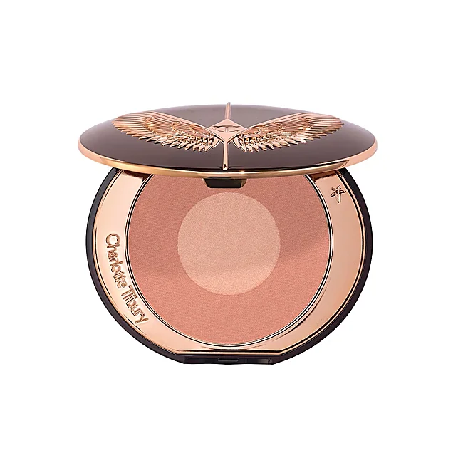 Aérographe Flawless Blush Blur par Charlotte Tilbury.