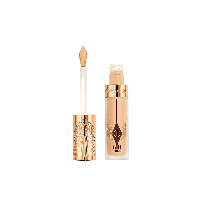 Correcteur de flou Airbrush Flawless de Charlotte Tilbury.