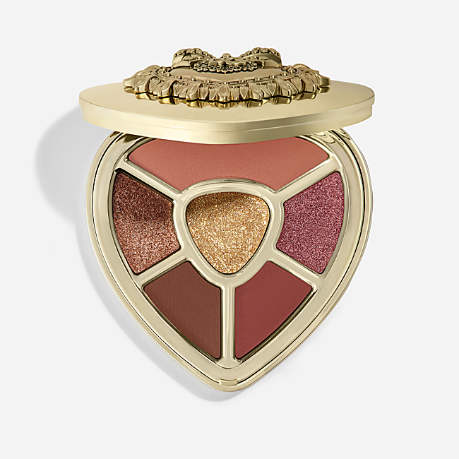 Ever Icon Palette Fiery Diva de Dolce&Gabbana (72 euros).