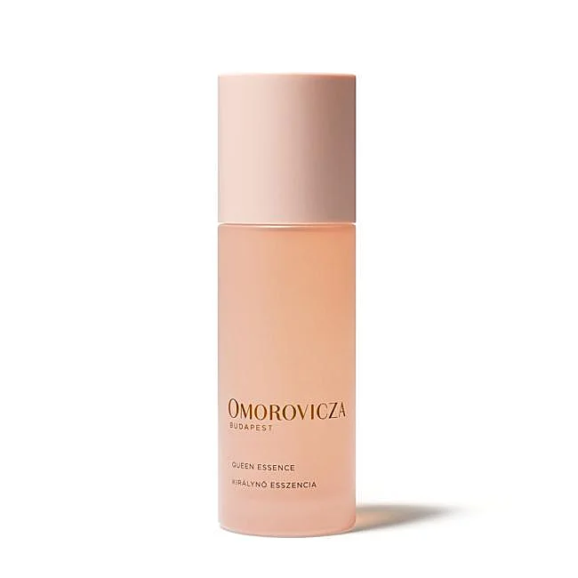 Reine Essence par Omorovicza.