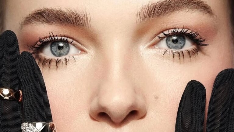 Les meilleurs mascaras recommandés pour les cils courts