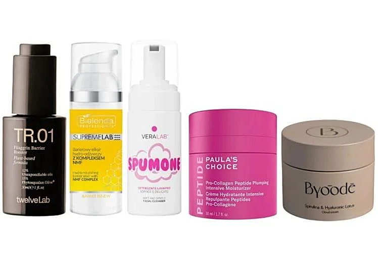Filagrin Barrier Booster, huile hautement réparatrice qui stimule la filaggrine, de TwelveLab ; Bielenda Professional Supremelab Barrier Renew, crème de polissage nourrissante ; Nettoyant doux pour le visage Spumone, de Veralab ; Hydratant aux peptides de pro-collagène, de Paula's Choice ; crème hydratante légère Spiruline & Lotus Hyaluronique, par Byoode.
