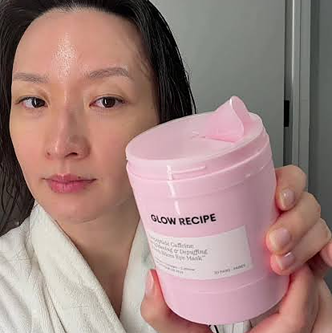 Un créateur de contenu enseigne les correctifs Glow Recipe.